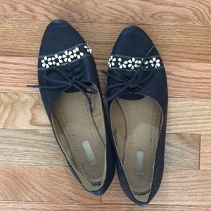UO Flower oxford flats
